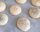 Foto del paso 5 de la receta: Pan de hamburguesa con yogur sin huevo