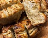 Foto del paso 15 de la receta: Rosca de chicharrones uruguaya, hecha en casa, amasada a mano