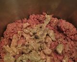 A picture of step 2 of Spaghetti sauce.