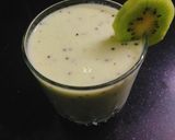 A picture of step 6 of Green(kiwi) smoothie.
