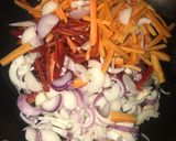 A picture of step 2 of Vegetable rice and white chicken stew.