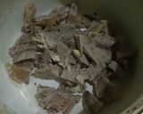 Foto langkah ke 1 dari resep Rawon daging sayur manisa.