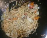 Foto langkah ke 5 dari resep Mie sayuran.