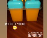 A picture of step 4 of Mango popsicles.