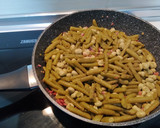 Foto del paso 3 de la receta: Salteado de habas tiernas y judías verdes