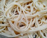 Foto langkah ke 3 dari resep Spaghetti Kari Udang Spesial.