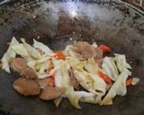 Foto langkah ke 6 dari resep Bihun Goreng Simpel.