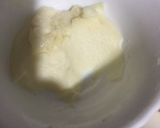 A picture of step 1 of Custard bread sandwich.