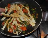 A picture of step 7 of Egg Spaghetti.
