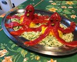 Une image de l'étape 10 de Pieuvres de poivrons grillés île de betteraves et mer de courgette.
