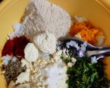 A picture of step 1 of Quinoa mini chilla.