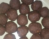 A picture of step 2 of Peanut Biscuit pops.