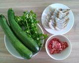 Hình bước làm 1 của món Bí ngòi hấp tôm thịt