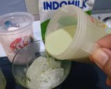 Foto langkah ke 4 dari resep Matcha float.
