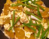 รูปขั้นตอนการทำที่ 3 ของ ฟักทองผัดไข่🎃🍳