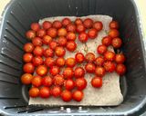 Foto del paso 2 de la receta: Tomates cherry en freidora de aire