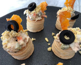 Foto del paso 6 de la receta: Volovanes rellenos de atún y surimi