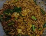 Foto langkah ke 5 dari resep Mie Rendang Nyemek.