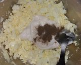 A picture of step 3 of Boiled Egg Creamy Sandwich.