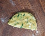 A picture of step 6 of Methi Paratha.