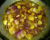 Foto langkah ke 4 dari resep Asem-asem Ayam Pedas Segar.