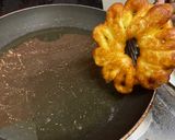 A picture of step 11 of Moong dal jalebi.