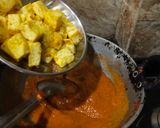A picture of step 3 of Dhaba Style Paneer Masala.