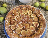 Foto del passaggio 7 della ricetta Crostata con marmellata di fichi, fichi freschi, e noci al profumo di limone