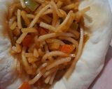 A picture of step 13 of Noodles Stuffed Bunny Chow.
