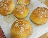 Foto del paso 4 de la receta: Pan de hamburguesa con masa madre.(A mi manera)