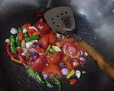 Foto langkah ke 3 dari resep Tongkol Pete Sambal Tomat.