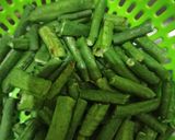 Foto langkah ke 1 dari resep Sayur Santan Labu Siam Kacang Panjang.