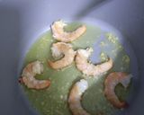 صورة لخطوة 3 من وصفة معكرونة بالوايت صوص والجمبري 🍤🍜