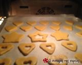 A picture of step 3 of Christmas Cookies.