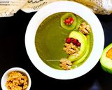A picture of step 5 of Avocado Walnut Smoothie.