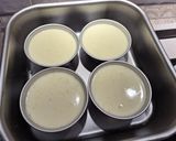 Foto del passaggio 4 della ricetta Panna Cotta con Coulis di Mirtilli e Fragole