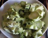 Foto del paso 2 de la receta: Puré frío de troncos de brécol y aceite de cacahuetes