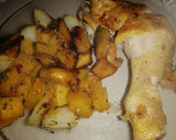 Foto del paso 3 de la receta: Pollo, papas y boniato al horno