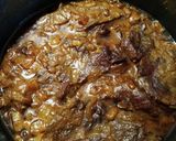 Sült marhacomb hagymaágyon🐃🕚✨ recept fázis 7 fotója