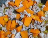 Foto del passaggio 1 della ricetta Jack-o'-lantern - rustico con salsiccia e zucca