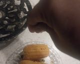 A picture of step 3 of Butter Corn On The Cob.
