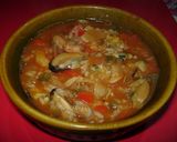 Foto del paso 13 de la receta: Mariscos en salsa de tomate con arroz en olla de barro