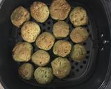A picture of step 3 of Sprouts fritters in Airfryer.