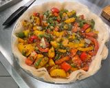 Une image de l'étape 17 de Tarte filo, oignon, chèvre et poivrons tricolores.