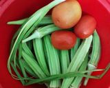 Hình bước làm 1 của món Đậu bắp xào sốt cà chua Eat clean (21k) (150 calories)