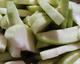 Foto langkah ke 1 dari resep Manisan Mangga Muda.