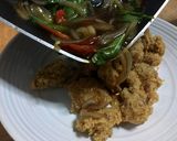 รูปขั้นตอนการทำที่ 7 ของ ผัดขี้เมาไก่กรอบ