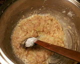 Foto del paso 14 de la receta: Pollo frito en crema tostada de cebolla y hinojo