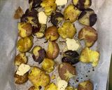 รูปขั้นตอนการทำที่ 6 ของ Small potato smashed มันฝรั่ง อบและใช้หม้อทอด