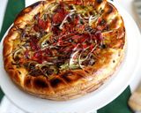 A picture of step 25 of Twisted Russian pizza.